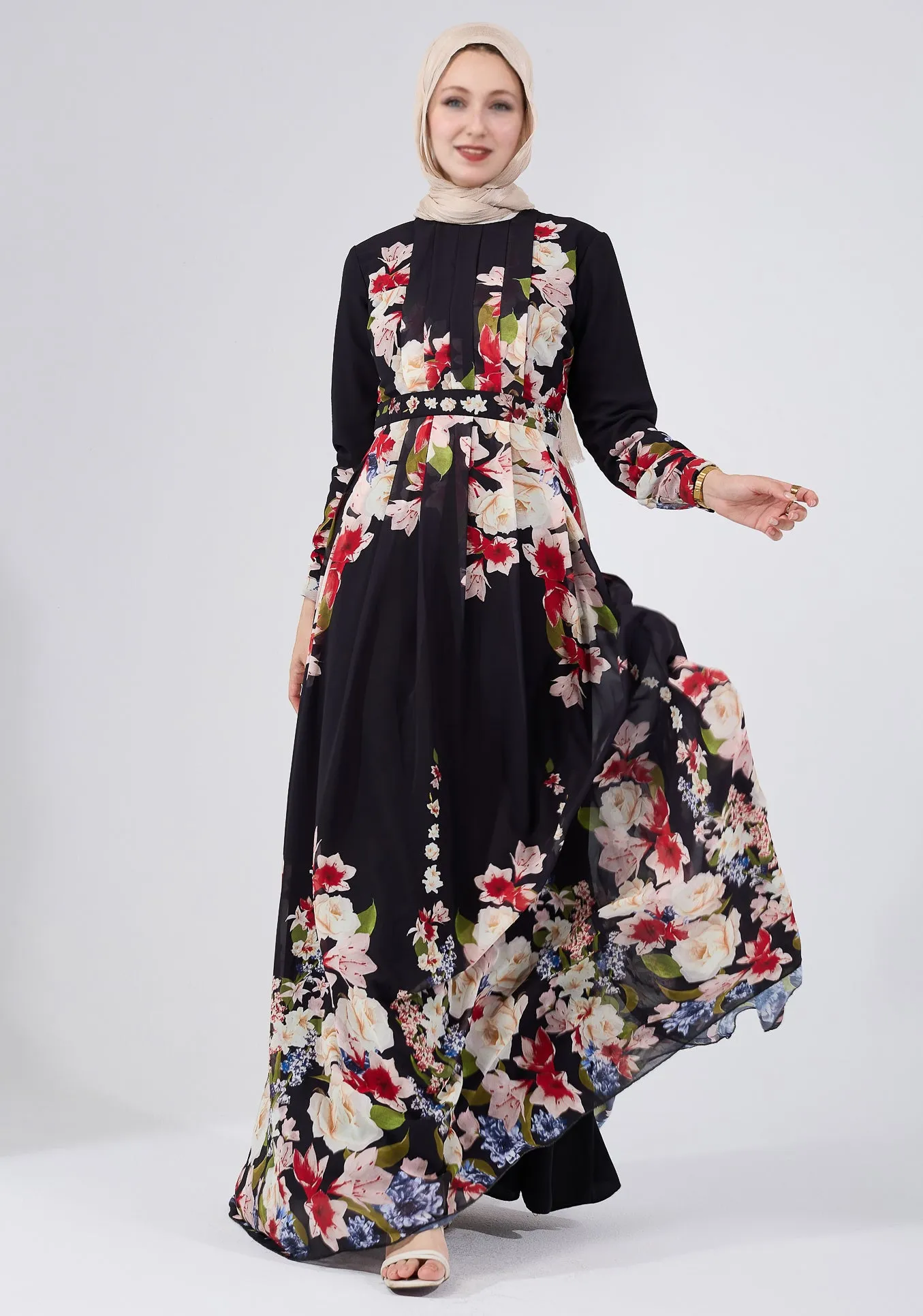 Widad Elegant Chiffon Maxi Dress with Bold Floral Print